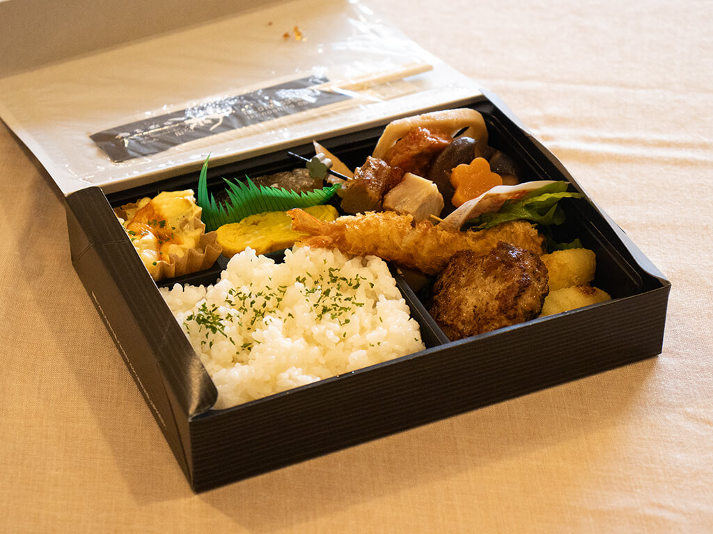 OBENTO TAKEOUT エモダイ